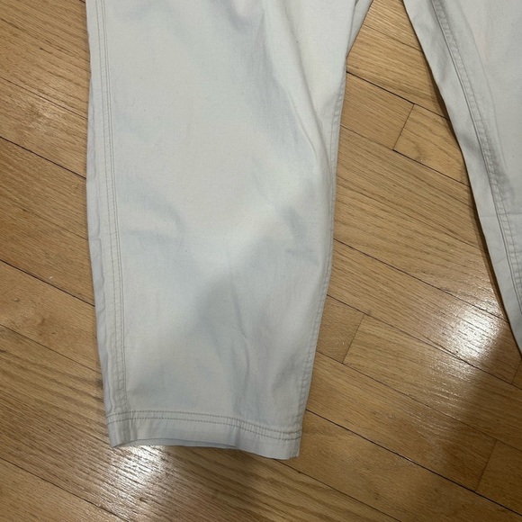 Old Navy Cream Chino Pants - Picture 5 of 10